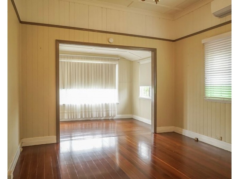 8 Hamwood Street, Toowoomba City QLD 4350