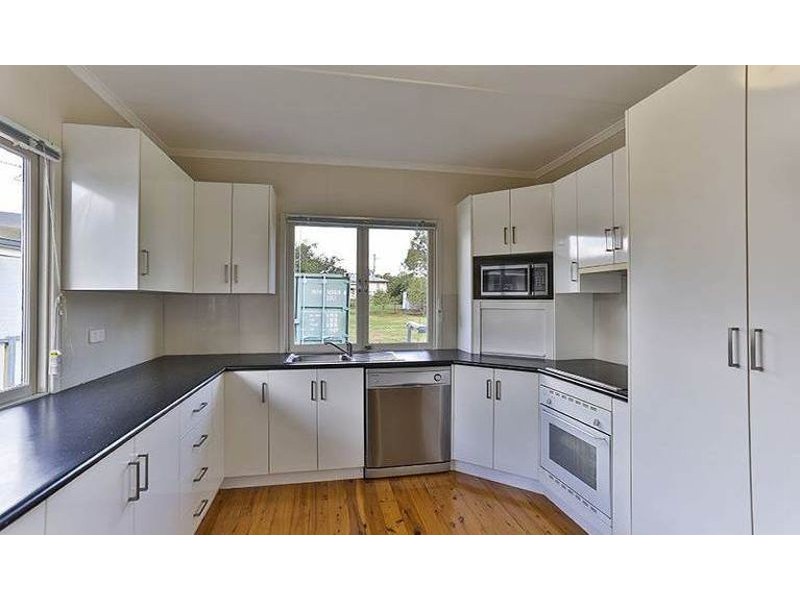 70 Dunne Street, Harristown QLD 4350