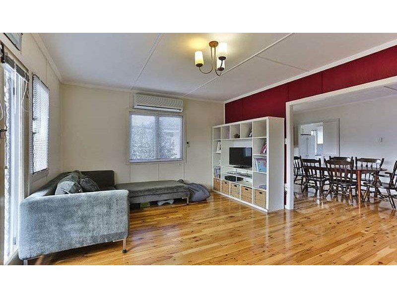 70 Dunne Street, Harristown QLD 4350