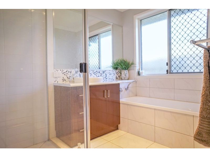 51 Bennett Street, Kleinton QLD 4352