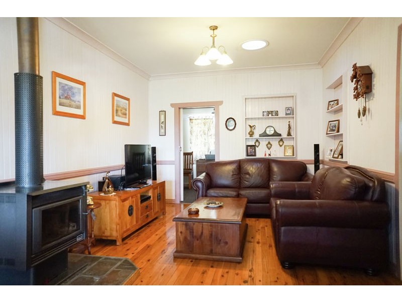 138 Perseverance Hall Road, Ravensbourne QLD 4352