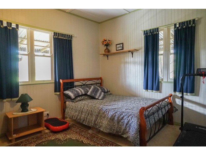 138 Perseverance Hall Road, Ravensbourne QLD 4352