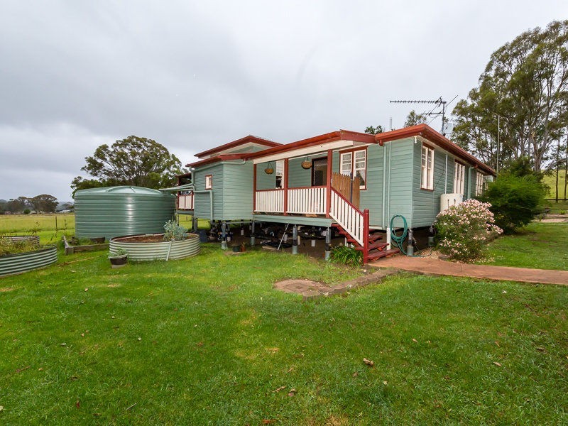 138 Perseverance Hall Road, Ravensbourne QLD 4352