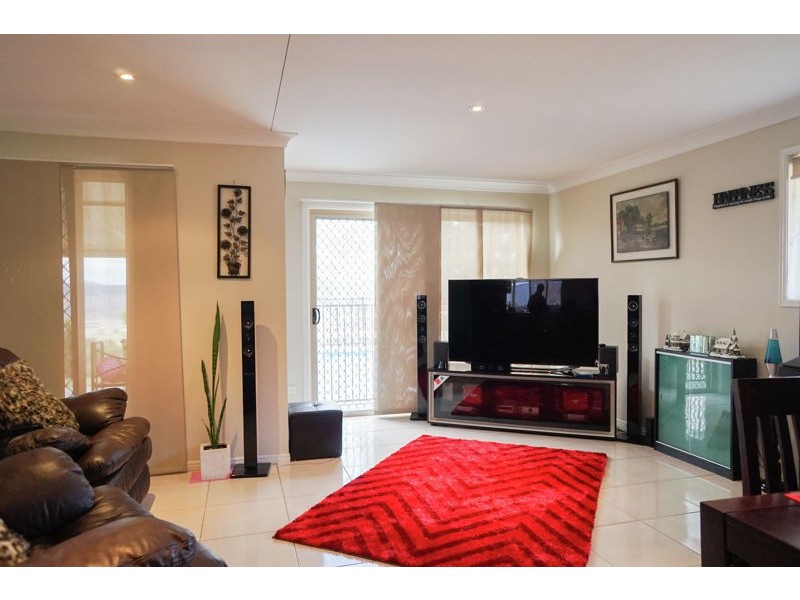 5 Linora Drive, Gowrie Mountain QLD 4350