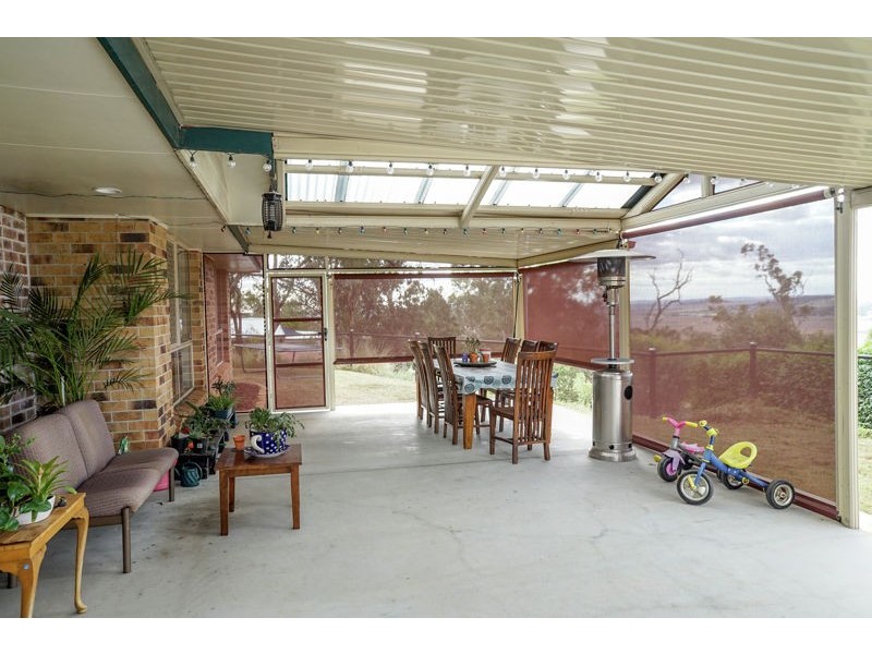 5 Linora Drive, Gowrie Mountain QLD 4350