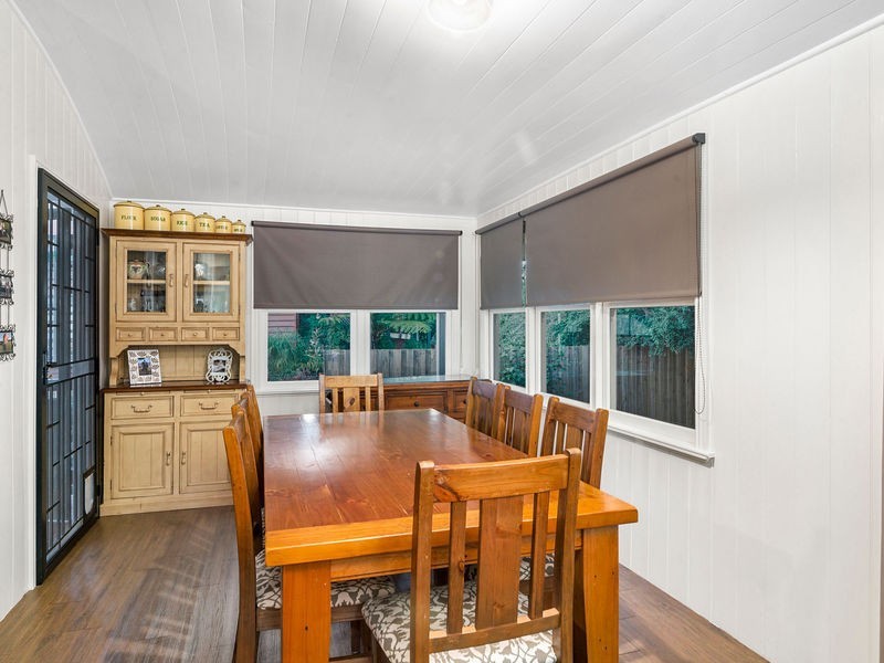 6 Clairmont Street, Newtown QLD 4350