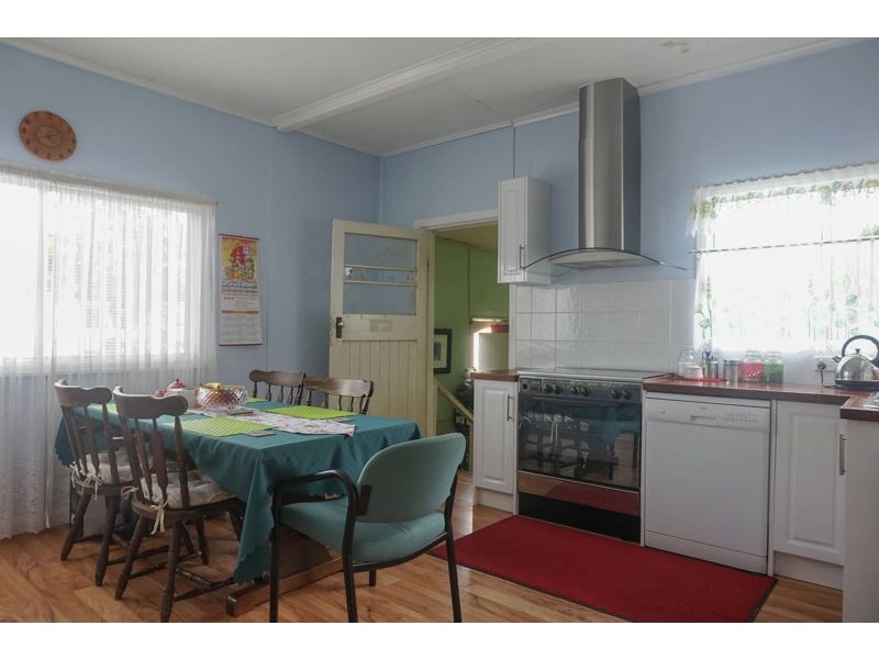 314 South Street, Harristown QLD 4350