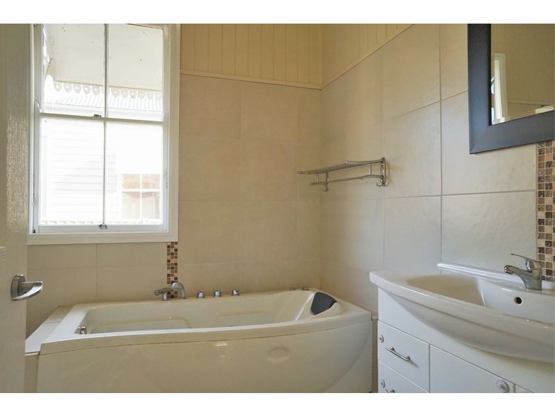 40 Grenier Street, Toowoomba City QLD 4350