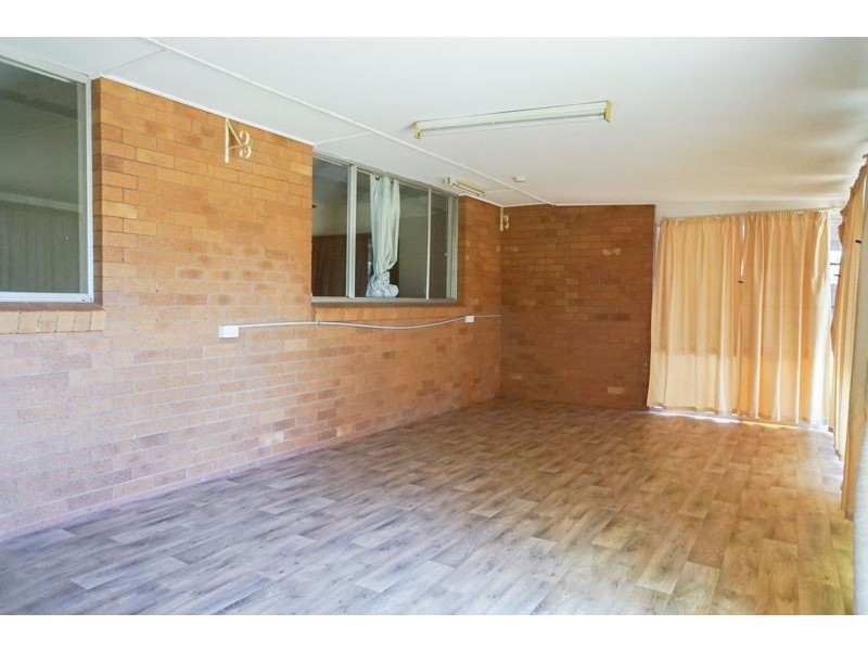 4 Englart Street, Wilsonton QLD 4350