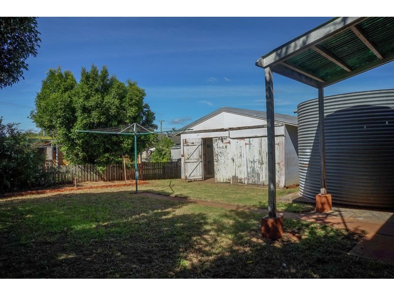 4 Englart Street, Wilsonton QLD 4350