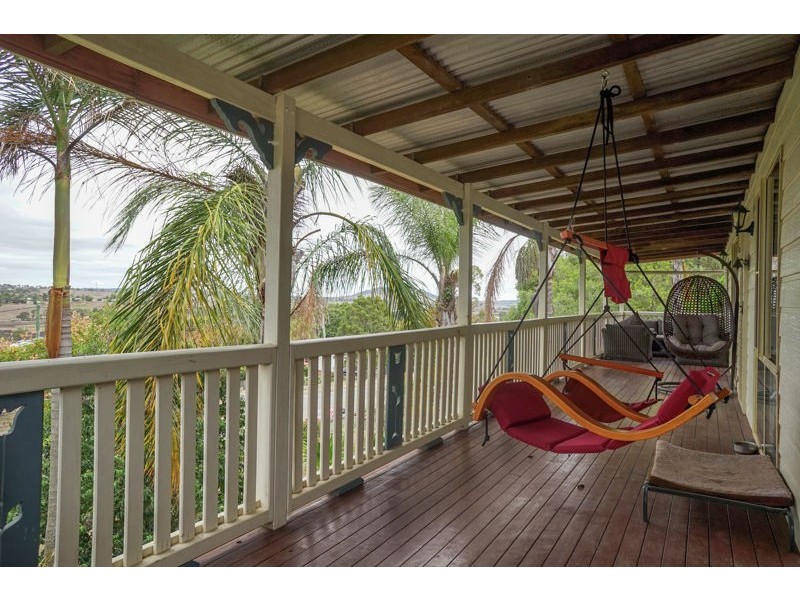 28 Treeline Drive, Gowrie Junction QLD 4352