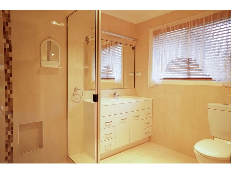 9 Sylvan Court, Glenvale QLD 4350