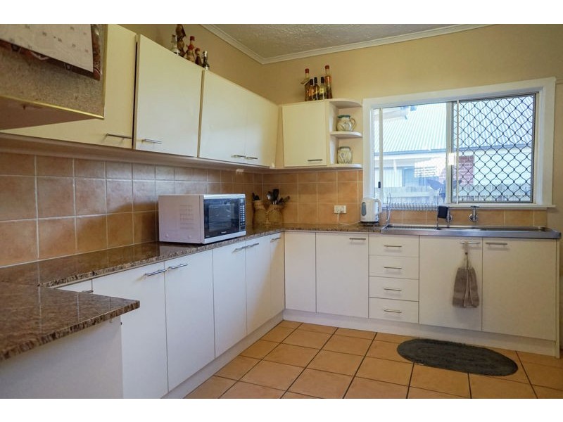 16 Horton Street, East Toowoomba QLD 4350