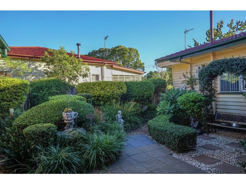 16 Horton Street, East Toowoomba QLD 4350