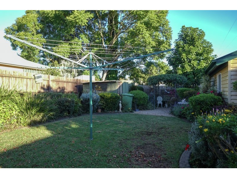 16 Horton Street, East Toowoomba QLD 4350