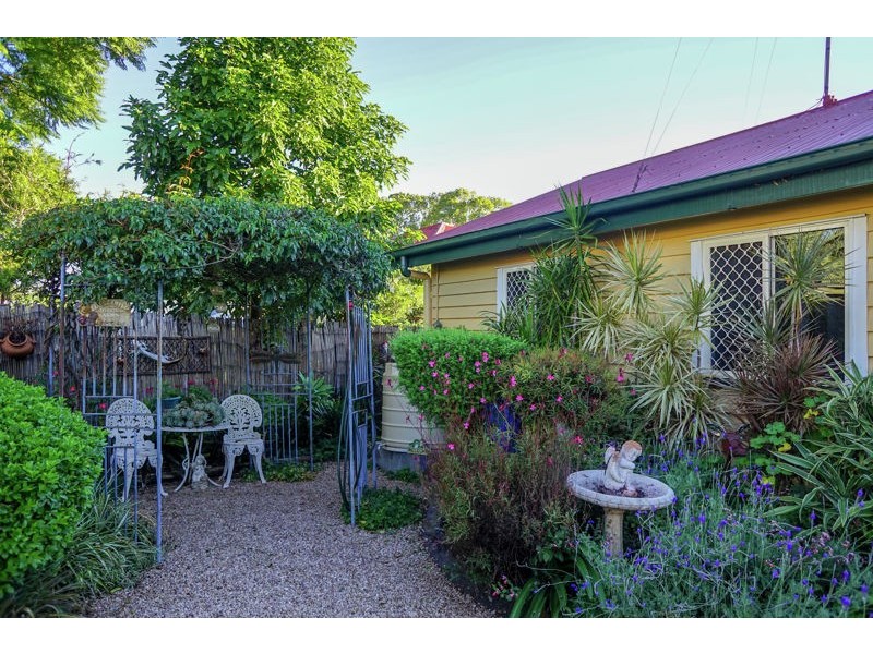 16 Horton Street, East Toowoomba QLD 4350