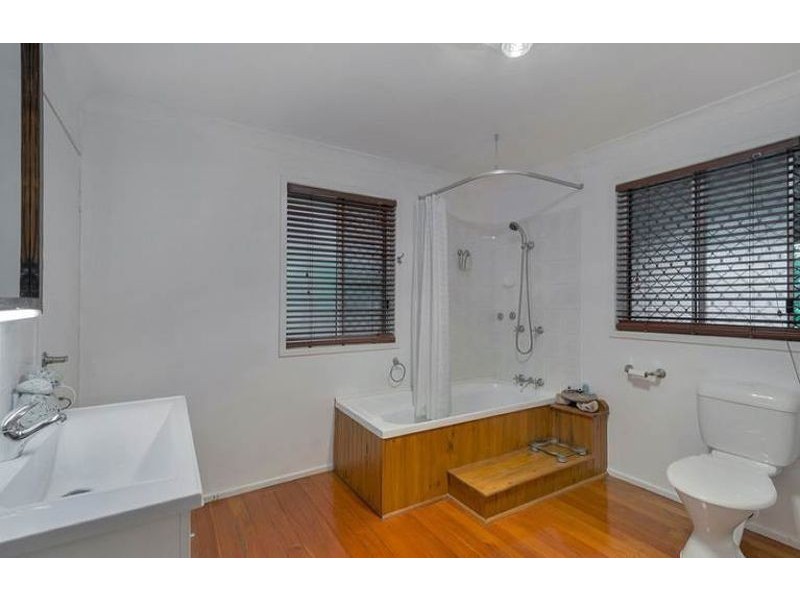 33 Dunmore Street, East Toowoomba QLD 4350