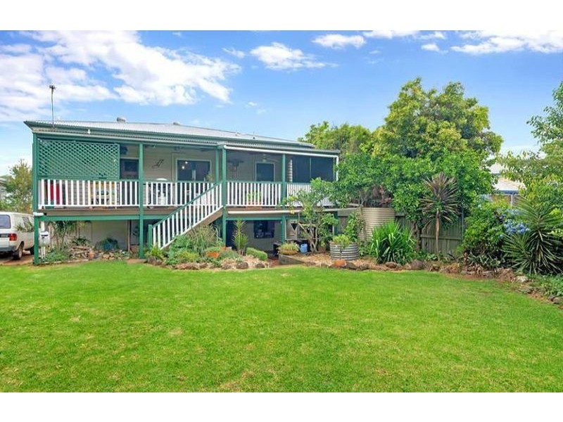 33 Dunmore Street, East Toowoomba QLD 4350