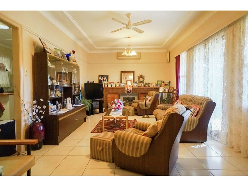 80a Anzac Avenue, Newtown QLD 4350