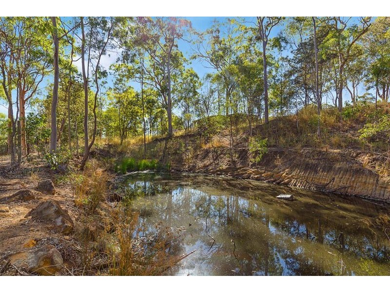 6 Clive Crescent, Withcott QLD 4352