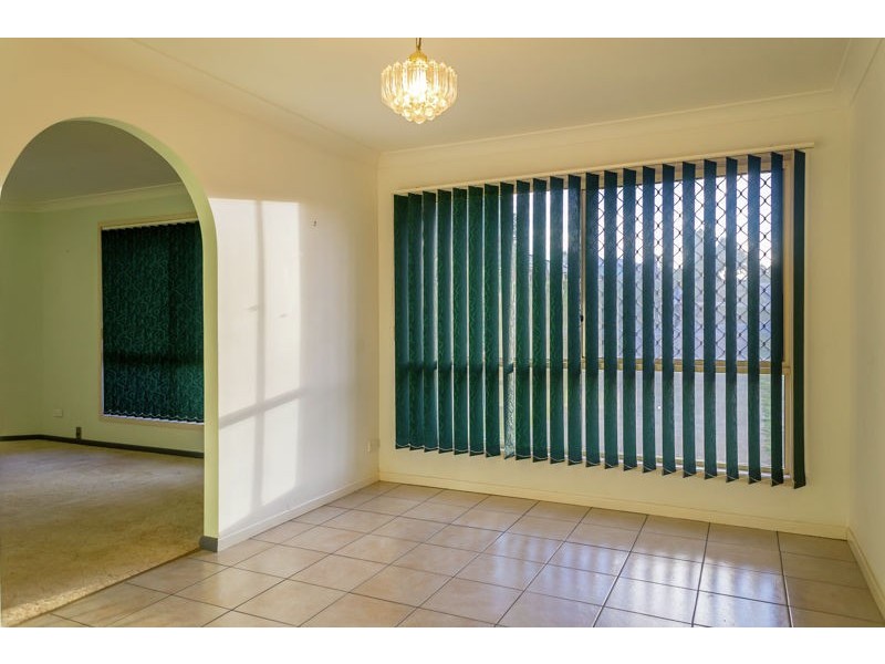 8 Muller Street, Kearneys Spring QLD 4350