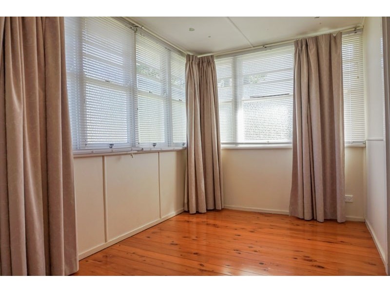 2 First Avenue, Harristown QLD 4350