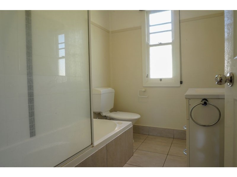 2 First Avenue, Harristown QLD 4350