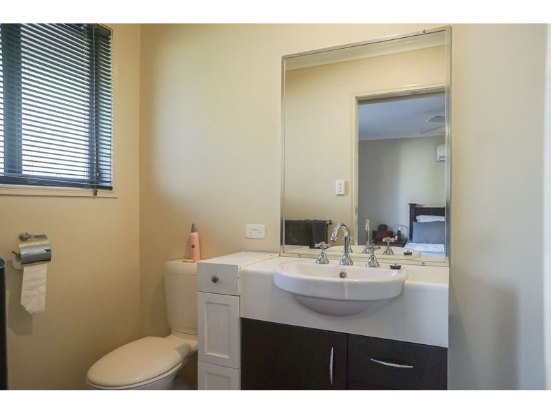 9 Dunbar Court, Highfields QLD 4352