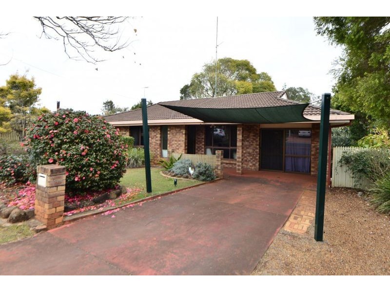 Kearneys Spring QLD 4350