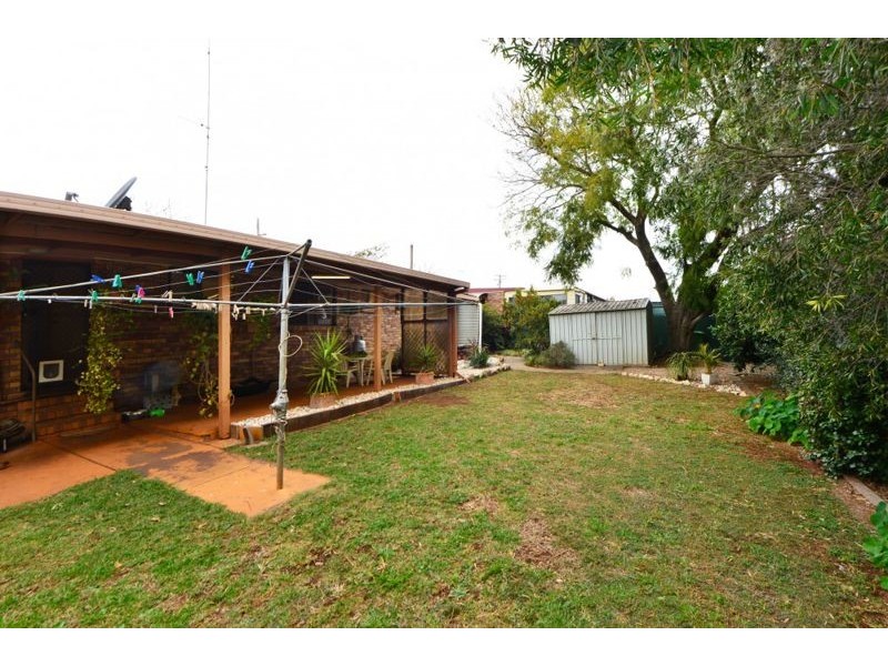 Kearneys Spring QLD 4350