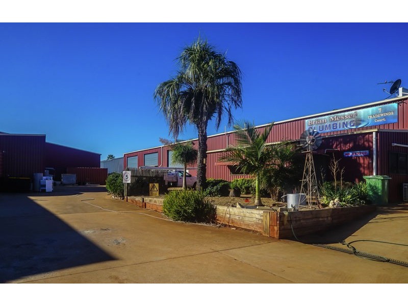 7 Tradewinds Court, Glenvale QLD 4350