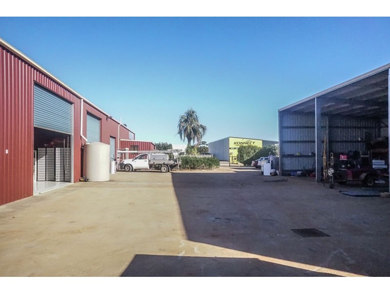 7 Tradewinds Court, Glenvale QLD 4350