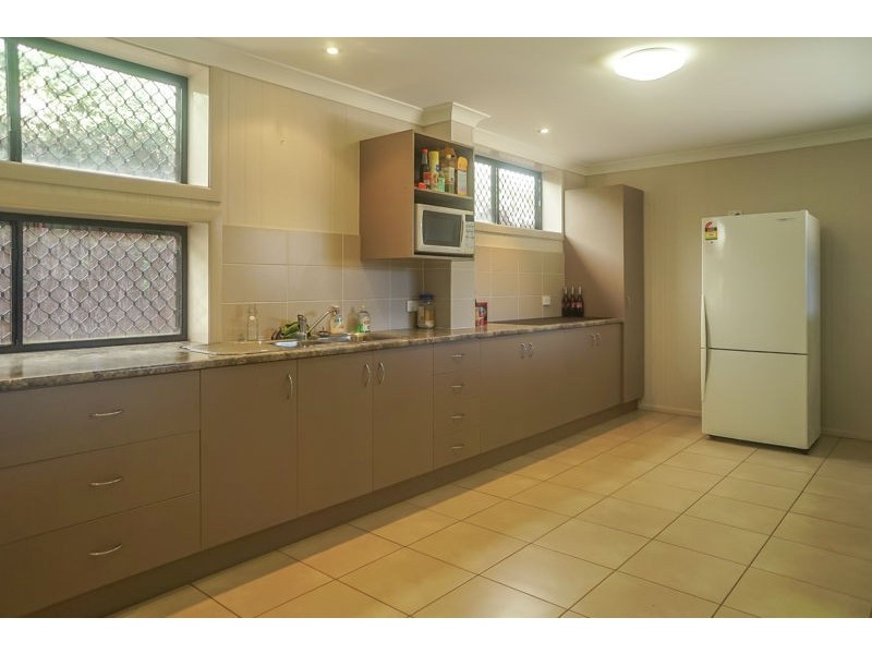 7 Tradewinds Court, Glenvale QLD 4350