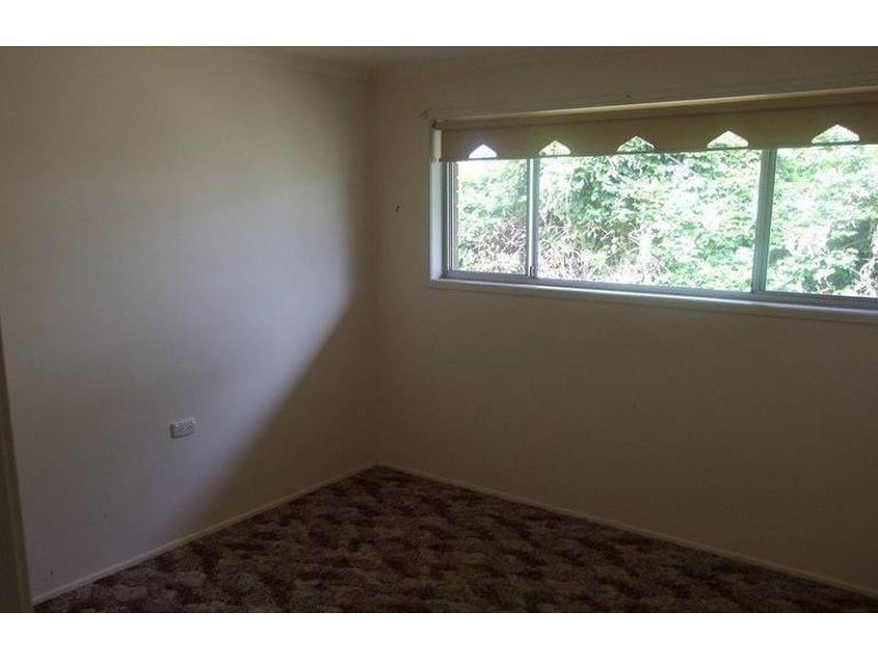 37 South Street, Crows Nest QLD 4355
