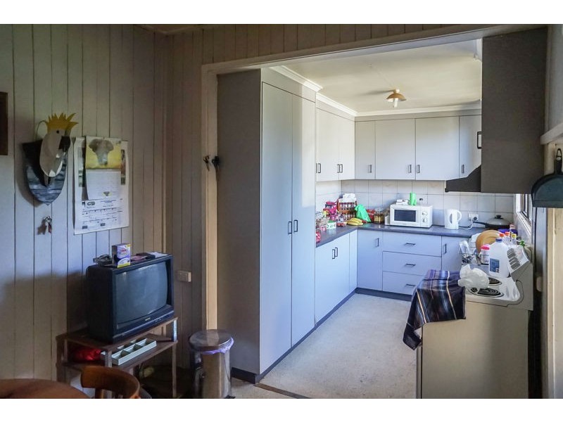 316 South Street, Harristown QLD 4350
