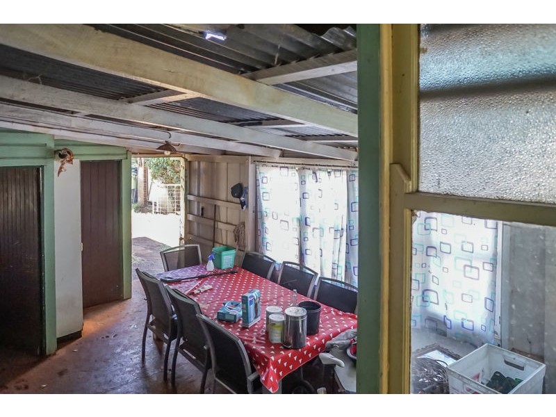 316 South Street, Harristown QLD 4350