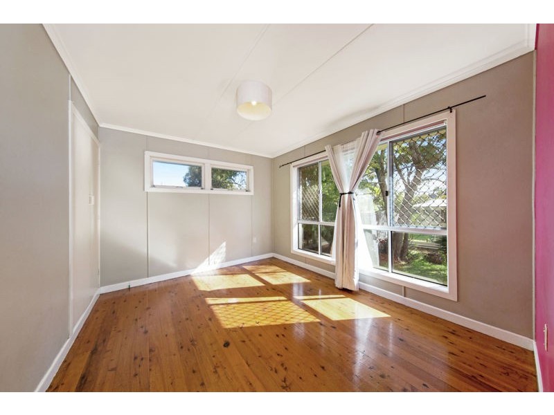 3 Hanlon Street, Newtown QLD 4350
