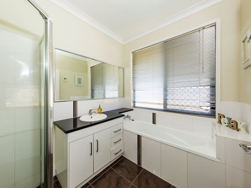 18 Corella Street, Meringandan West QLD 4352