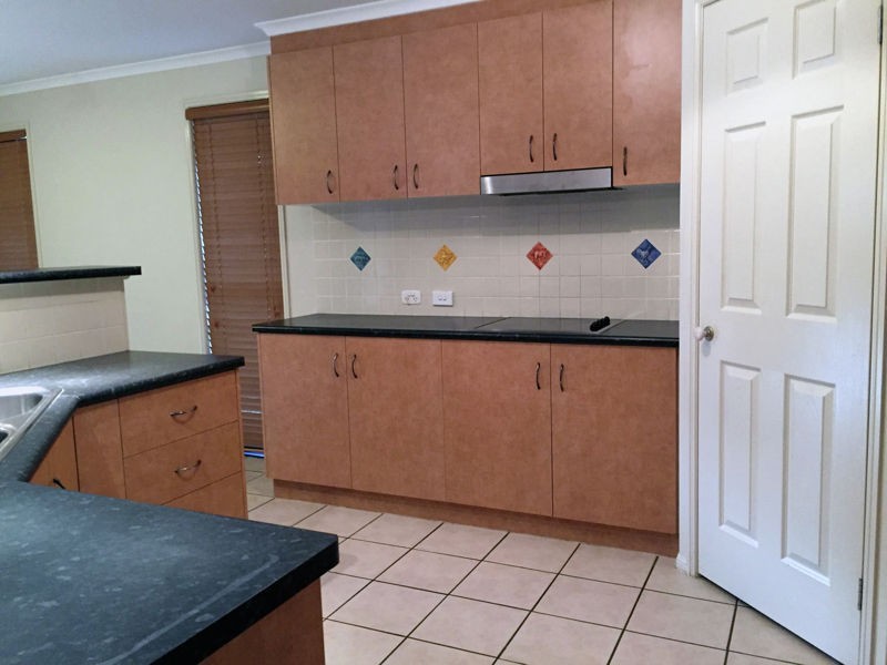 11 Langton Crescent, Oakey QLD 4401