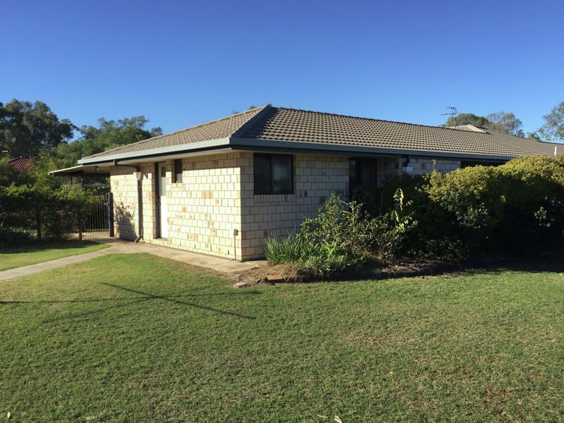 11 Langton Crescent, Oakey QLD 4401