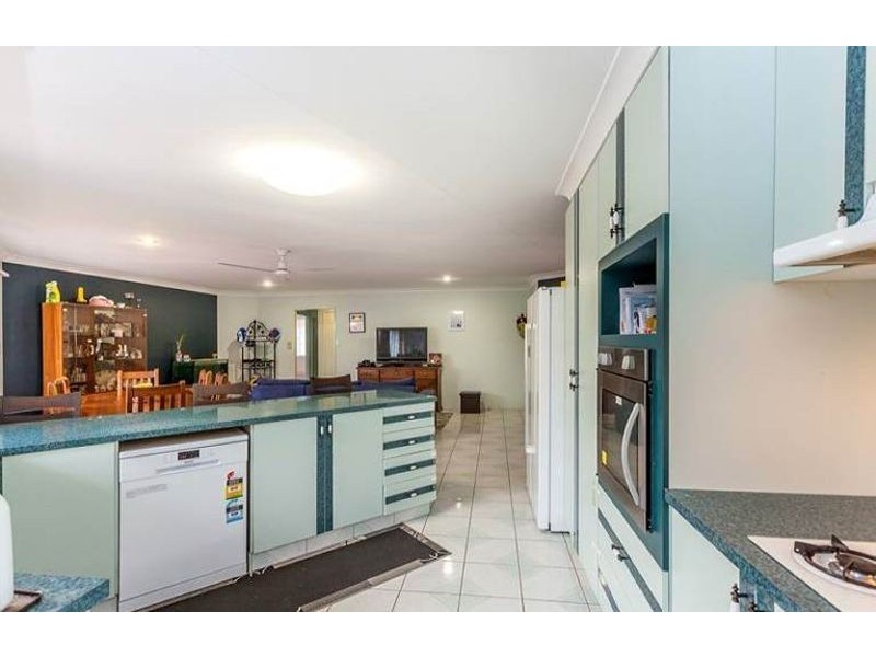 14 Janine Court, Kearneys Spring QLD 4350
