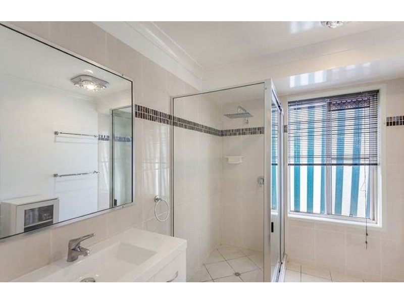 14 Janine Court, Kearneys Spring QLD 4350