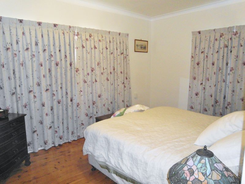 2 Wyndham Street, North Toowoomba QLD 4350