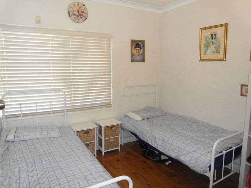 2 Wyndham Street, North Toowoomba QLD 4350