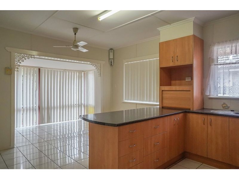 50 Drayton Road, Harristown QLD 4350