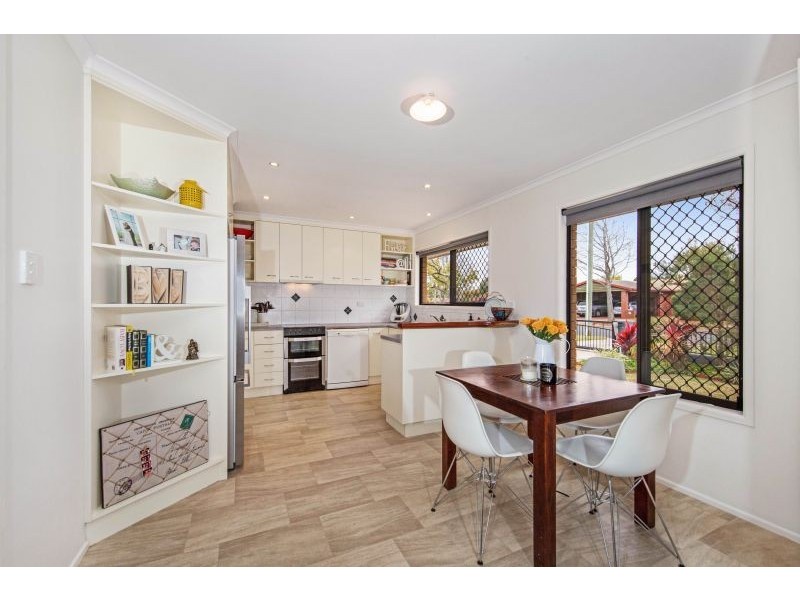 54 Lotus Crescent, Centenary Heights QLD 4350