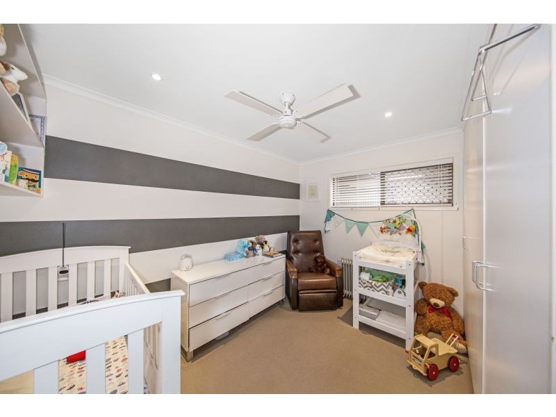 54 Lotus Crescent, Centenary Heights QLD 4350