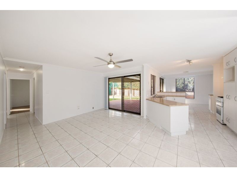 121 Glenvale Road, Newtown QLD 4350