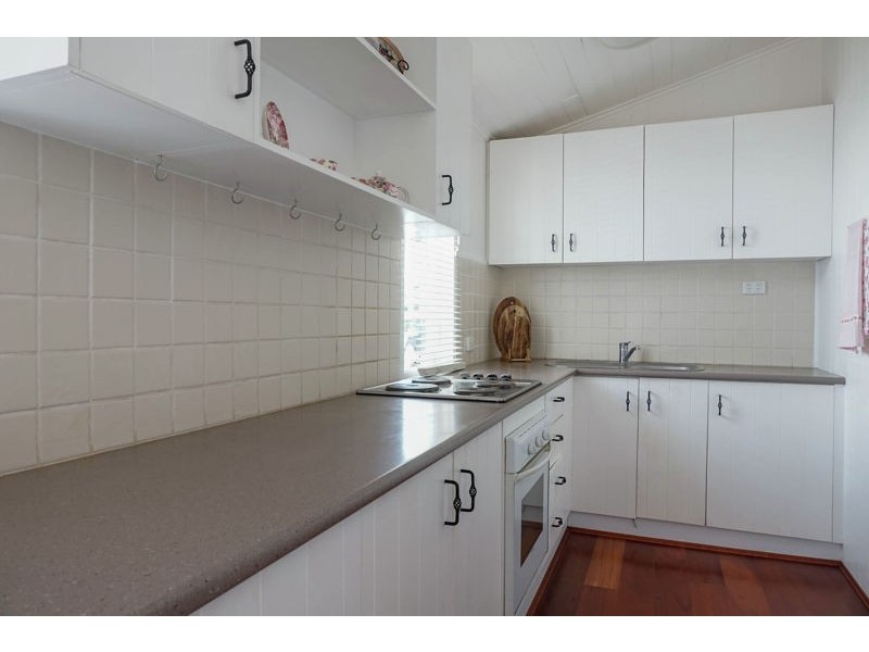 5a Bernard Street, Newtown QLD 4350