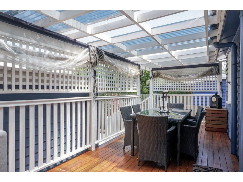 5a Bernard Street, Newtown QLD 4350